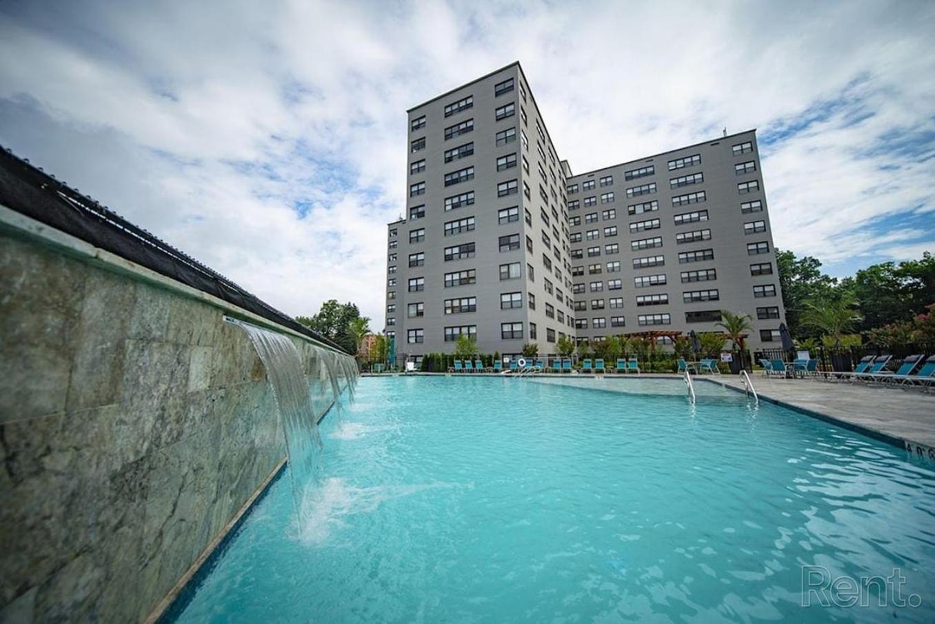 Cozy 1br With Gym And Pool Apartment Philadelphia